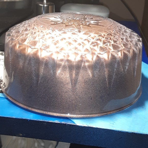 🦋🏵️🦋I'mBeautiful Hand Painted Crystal Bowl - Picture 7 of 9